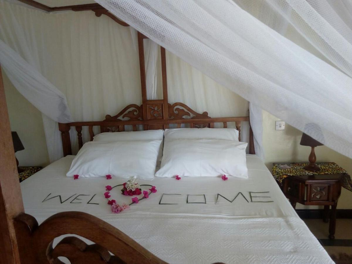 Ferienwohnung Blue Bay Cove, Penthouse 4 Watamu Exterior foto